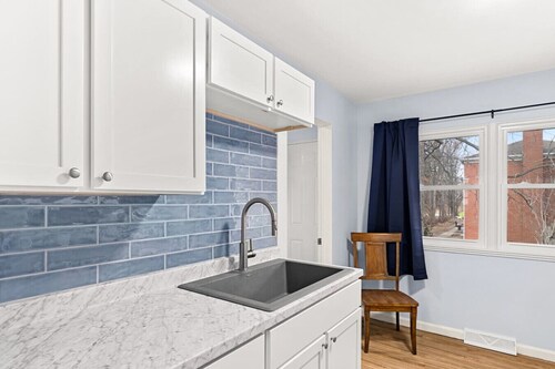 Home Suite Home-D: Minutes to Downtown & P Heights