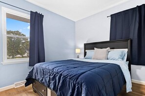 2 bedrooms, WiFi, bed sheets - H in Woodhaven Heart of Peoria (Peoria)
