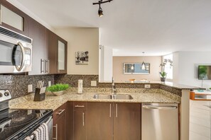 Fridge, microwave, stovetop, dishwasher - Gated Resort Condo By Hard Rock & Aventura Mall! (Aventura)