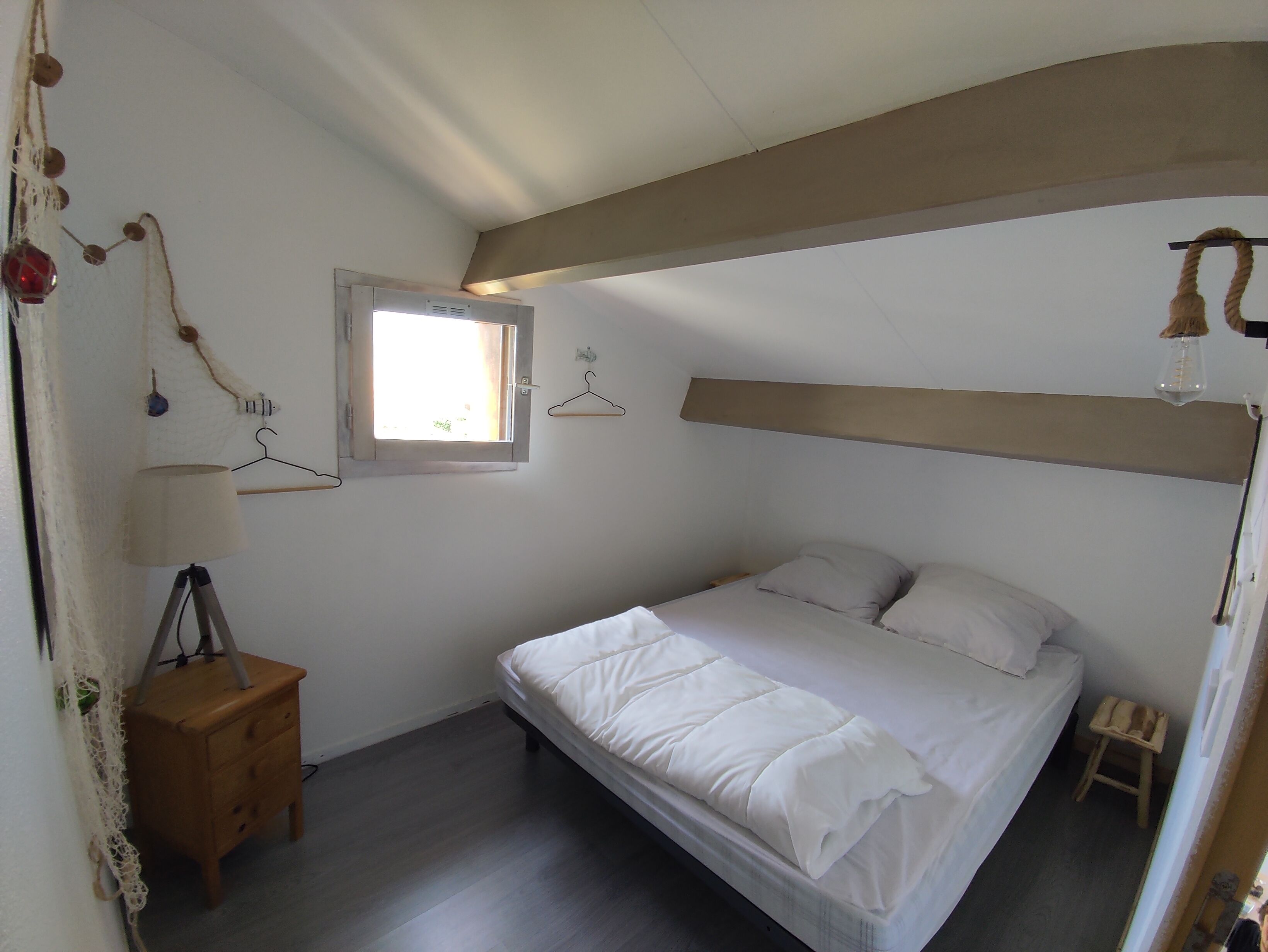 2 chambres, lit parapluie