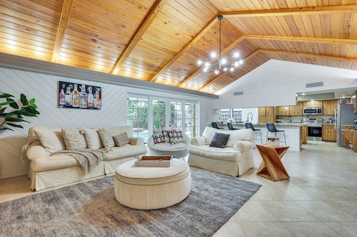 Spacious Family Escape w/ Pool in Deerfield Beach!
