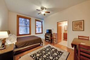 1 chambre, accès Internet, draps fournis