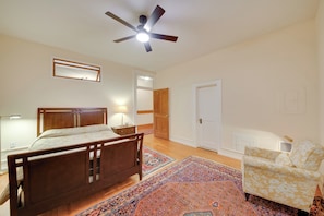1 bedroom, desk, iron/ironing board, internet