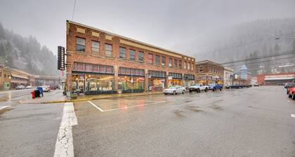 Walkable Studio in the Heart of Dtwn Wallace!