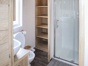 Towels - 2 bedroom accommodation in Wisemans Bridge (Wisemans Bridge)