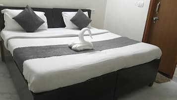 Familienzimmer, Stadtblick | Schreibtisch, kostenloses WLAN