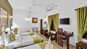 Familiekamer, uitzicht op tuin | Gratis wifi