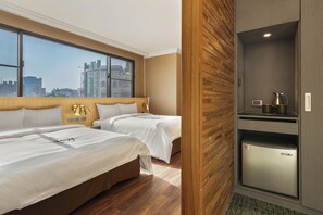 Standard Quadruple Room - LUXIAINN (Tainan)