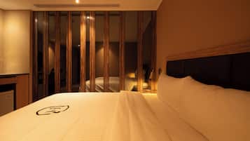 Standard Double Room, No Windows | Desk, blackout drapes, free WiFi, bed sheets