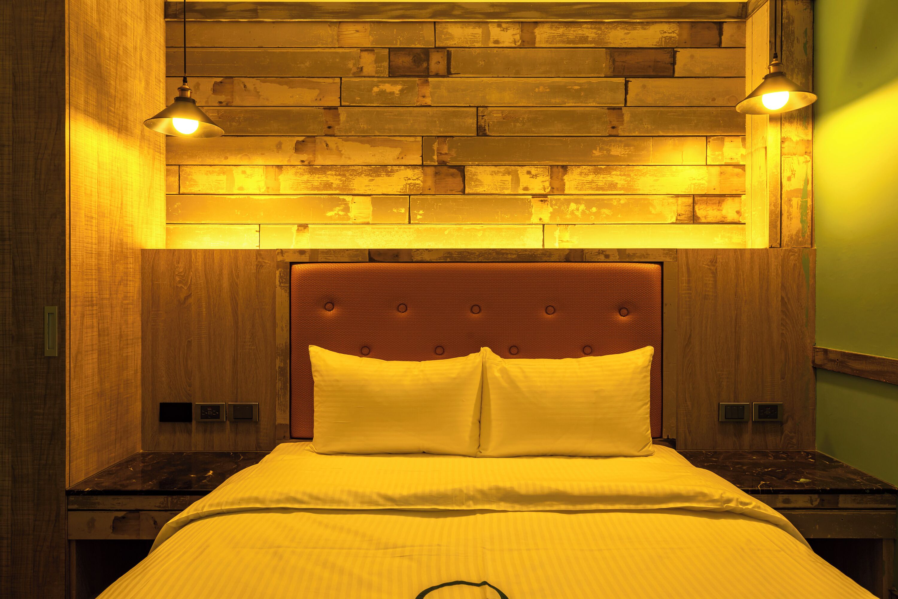 Classic Double Room | Desk, blackout drapes, free WiFi, bed sheets