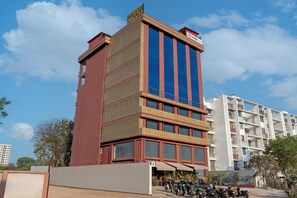Exterior - Treebo Arizona (Gandhinagar)