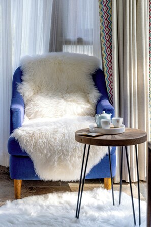 Camera Comfort con 2 letti singoli, vista montagna | Interni