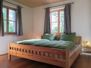 1 habitación y ropa de cama 
