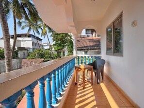 Property grounds - Delma's Guest House (Baga)