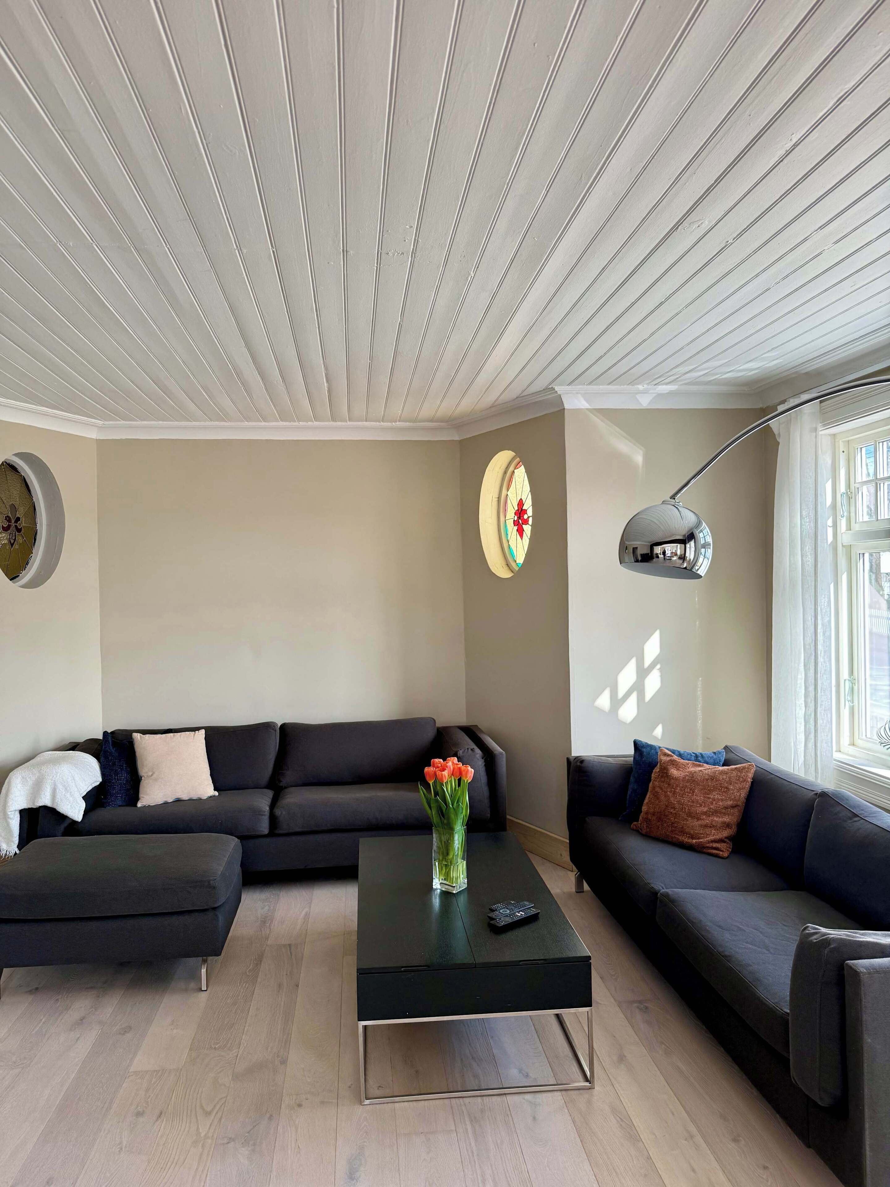 TV, fireplace, stereo, offices