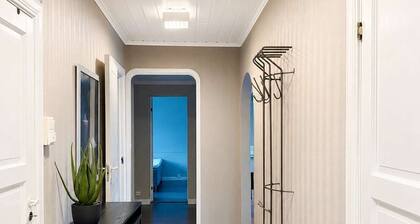 Central Haugesund Villa: Free Parking & Fast WiFi