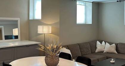 2-Bedroom Apartment w/ Free Parking