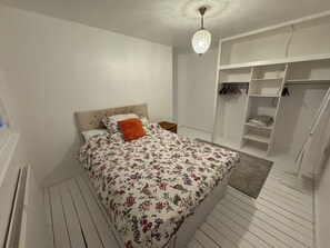 Strykejern/-brett, wi-fi og sengetøy