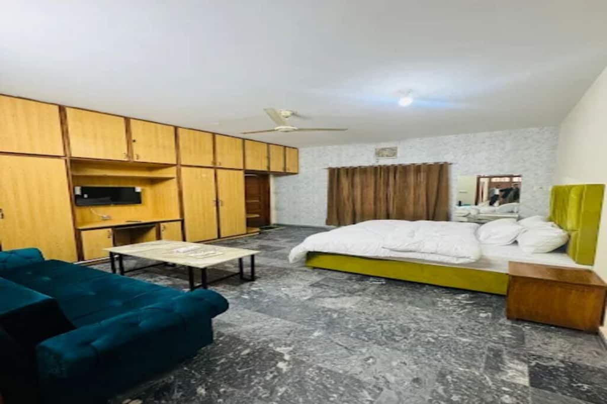 Kahden hengen deluxe-huone | Silitysrauta/-lauta, ilmainen Wi-Fi