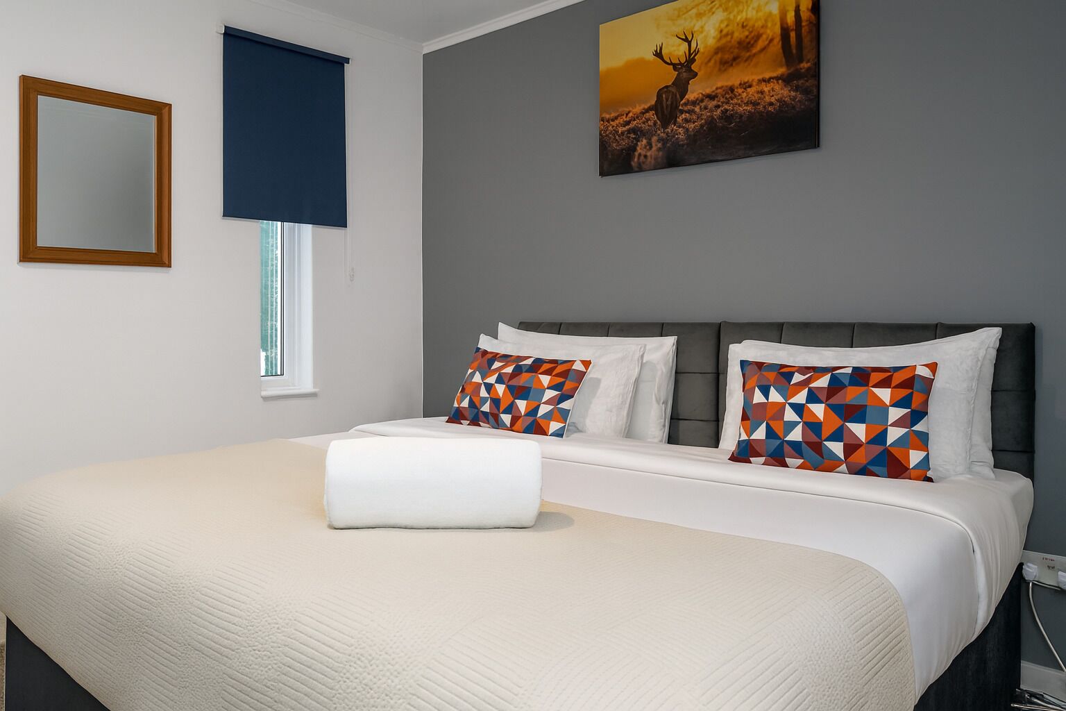 2 bedrooms, iron/ironing board, Internet, bed sheets