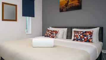 2 bedrooms, iron/ironing board, Internet, bed sheets