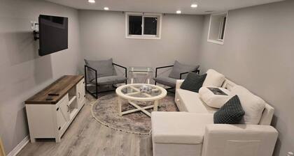 Cozy East Hill 2026Â !