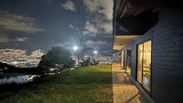 Enceinte de lâhĂ©bergement