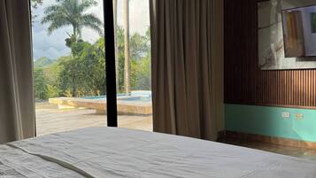 6 Schlafzimmer, Bügeleisen/Bügelbrett, Internetzugang, Bettwäsche