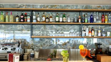 Bar (en la propiedad)