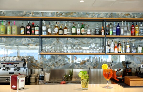 Bar (en la propiedad)