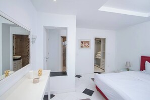 Room - L'onde du Lac - chic apartment with private suite (Tunis)