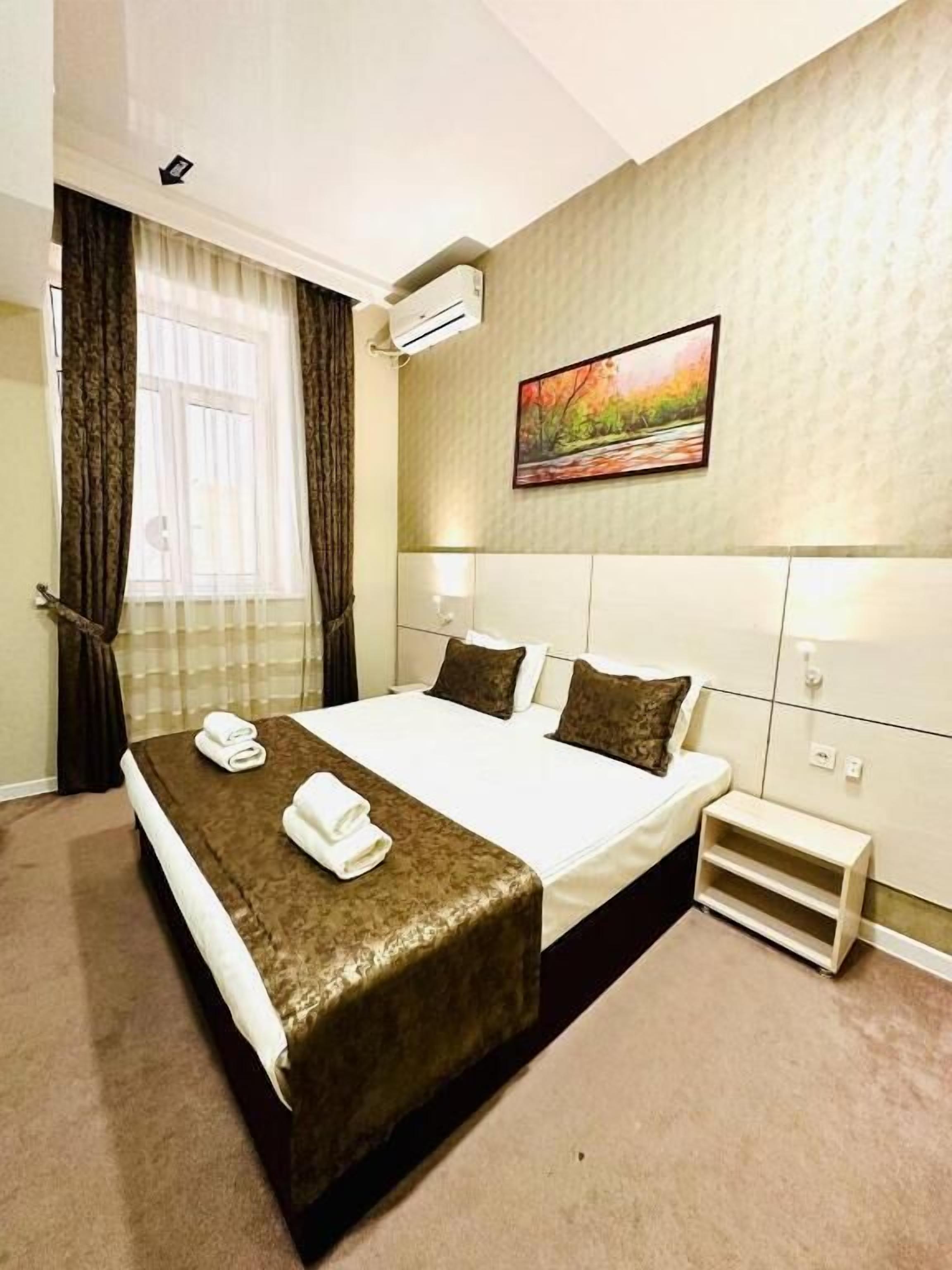 Dobbeltrom – superior | Safe på rommet, lydisolert, strykejern/-brett og wi-fi (inkludert)