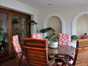 Outdoor dining - Volos Studio im Erdgeschoss in Strandnähe by Interhome (Volos)