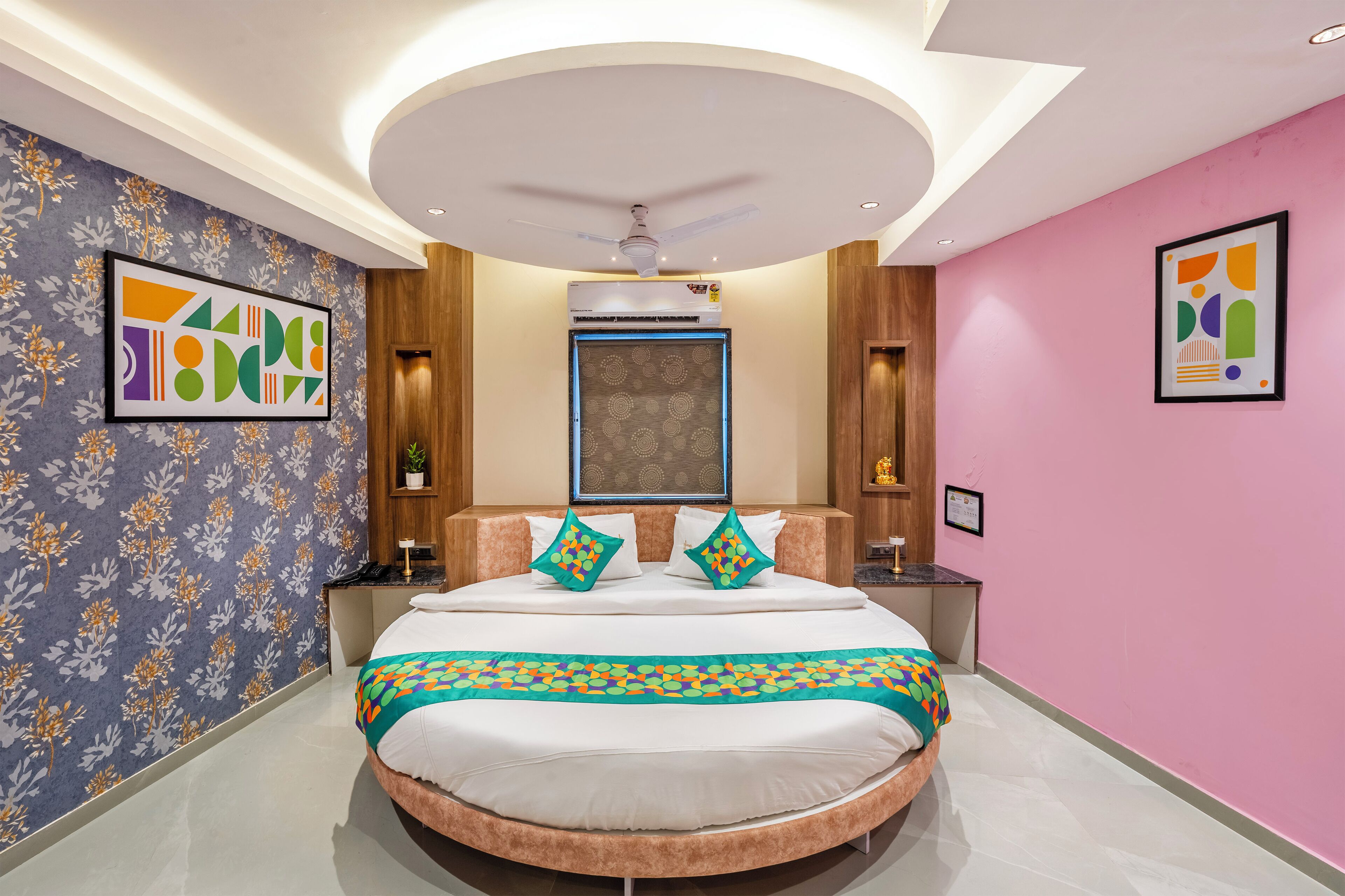 Premium Double Room | Iron/ironing board