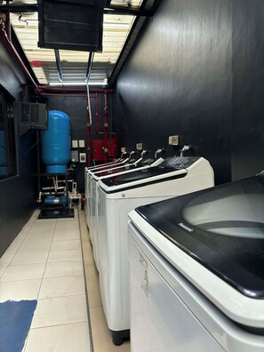 Interior - Private Room for 4 at The Budget Inn Makati with WiFi & Ensuite Bath (Makati City)