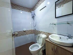 Bidee, pyyhkeet, saippua, vessapaperi