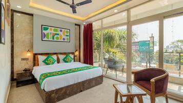 Premium Double Room | Desk, iron/ironing board