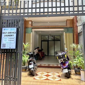 Property grounds - 21 Central Transit Stay | 4 Pax | Near MRT & Bus (Thành phố Hồ Chí Minh)