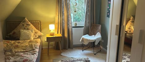 5 bedrooms, free WiFi, wheelchair access