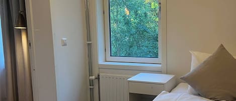Apartment, 1 Bedroom | 2 bedrooms