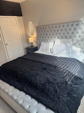 2 bedrooms, iron/ironing board, WiFi, wheelchair access - 2-bedroom apartment in lovely Houston with garage (Houston)