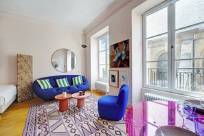 Smart TV, offices - Spacious Studio - 2P/43m² - Montorgueil / Louvre (Paris)