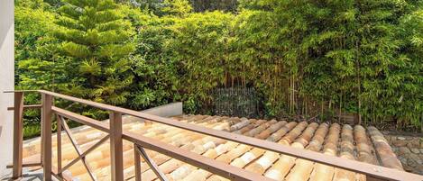 Enceinte de lâhĂ©bergement