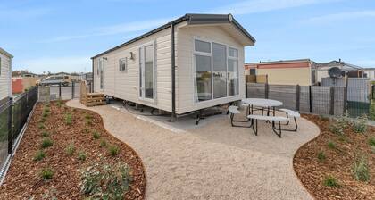 Chalet in De Haan with terrace