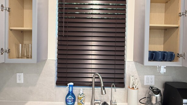 A bathroom with a sink, faucet, and a bottle of Dawn PowerWash. - Lovely 3-bedroom house with AC in charming San Gabriel (San Gabriel)
