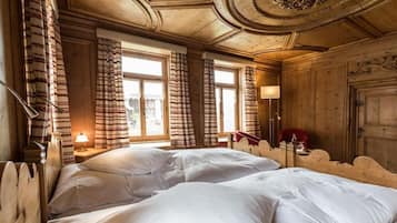 Basic Double Room, Mountain View | In-room safe, blackout curtains, soundproofing, free WiFi