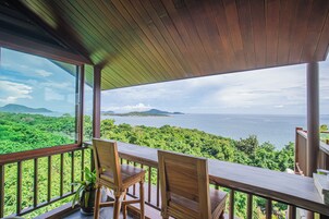 Executive Room, Kitchenette, Sea View | Private kitchen | Mini-fridge