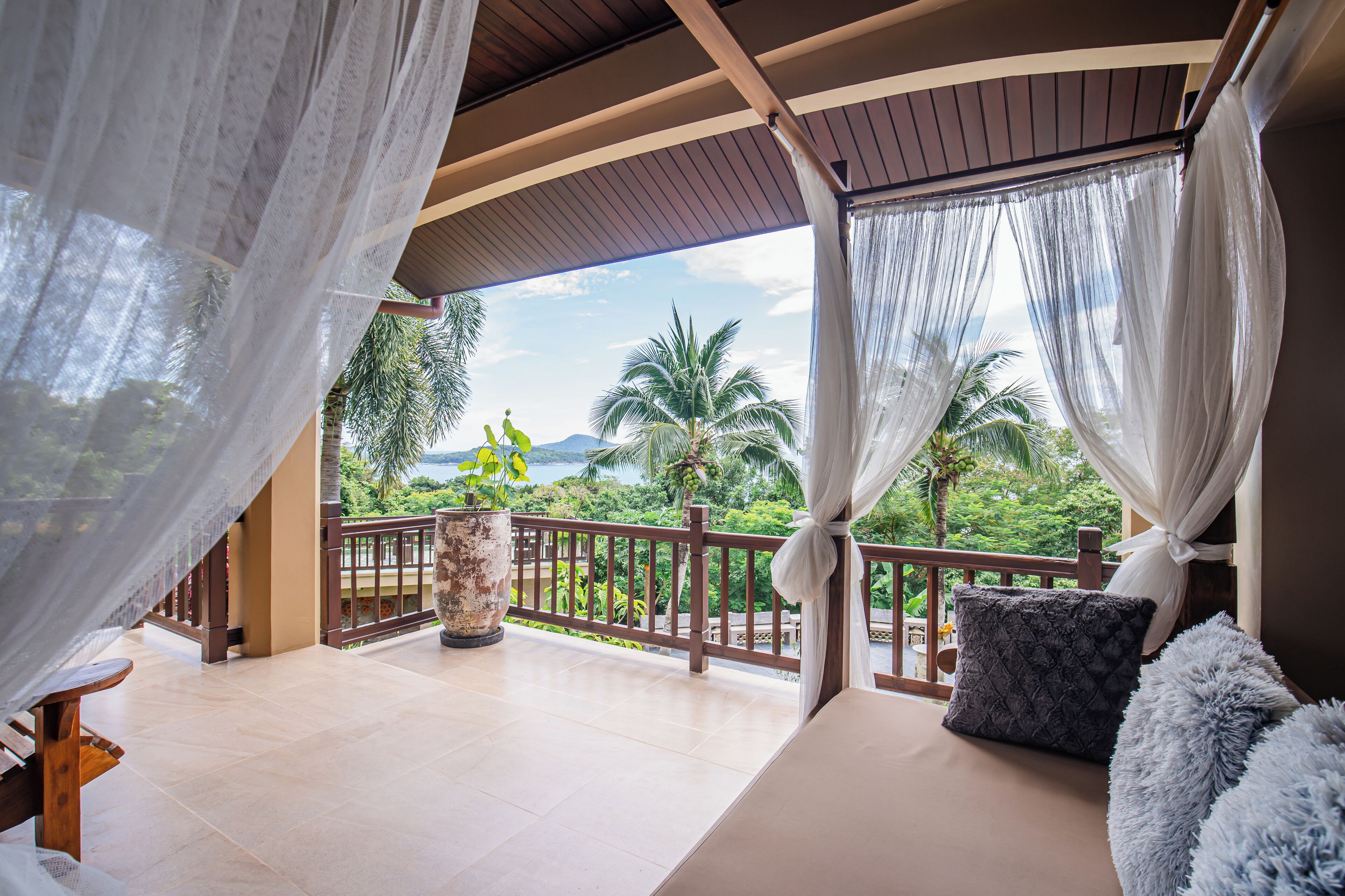 Deluxe Triple Room, Sea View | Beach/ocean view