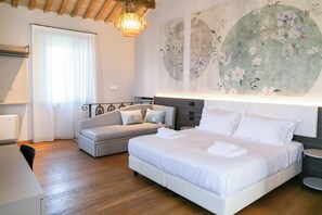 In-room safe, free WiFi - Relais Villa Roncuzzi (Emilia-Romagna)