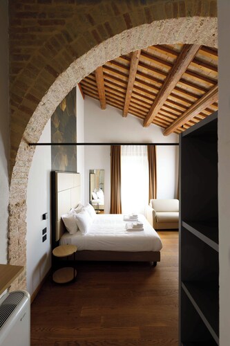 Relais Villa Roncuzzi